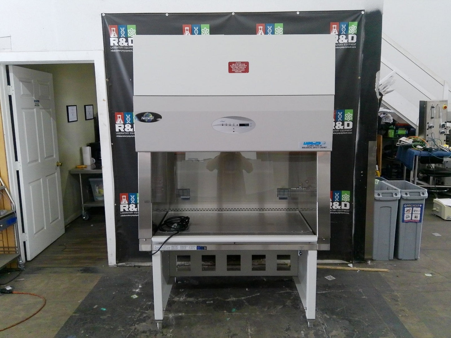 Nuaire 4ft 543-400 A2 Biosafety/Biological Safety Cabinet w/UV & Stand (2019)