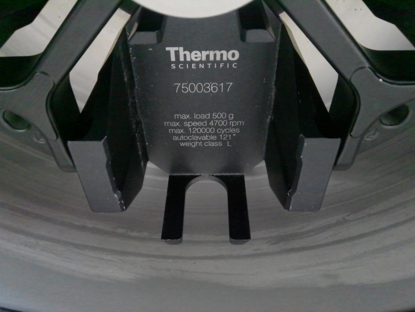 Thermo Heraeus Multifuge X3R Refrigerated Benchtop Centrifuge w/Plate Rotor 120v