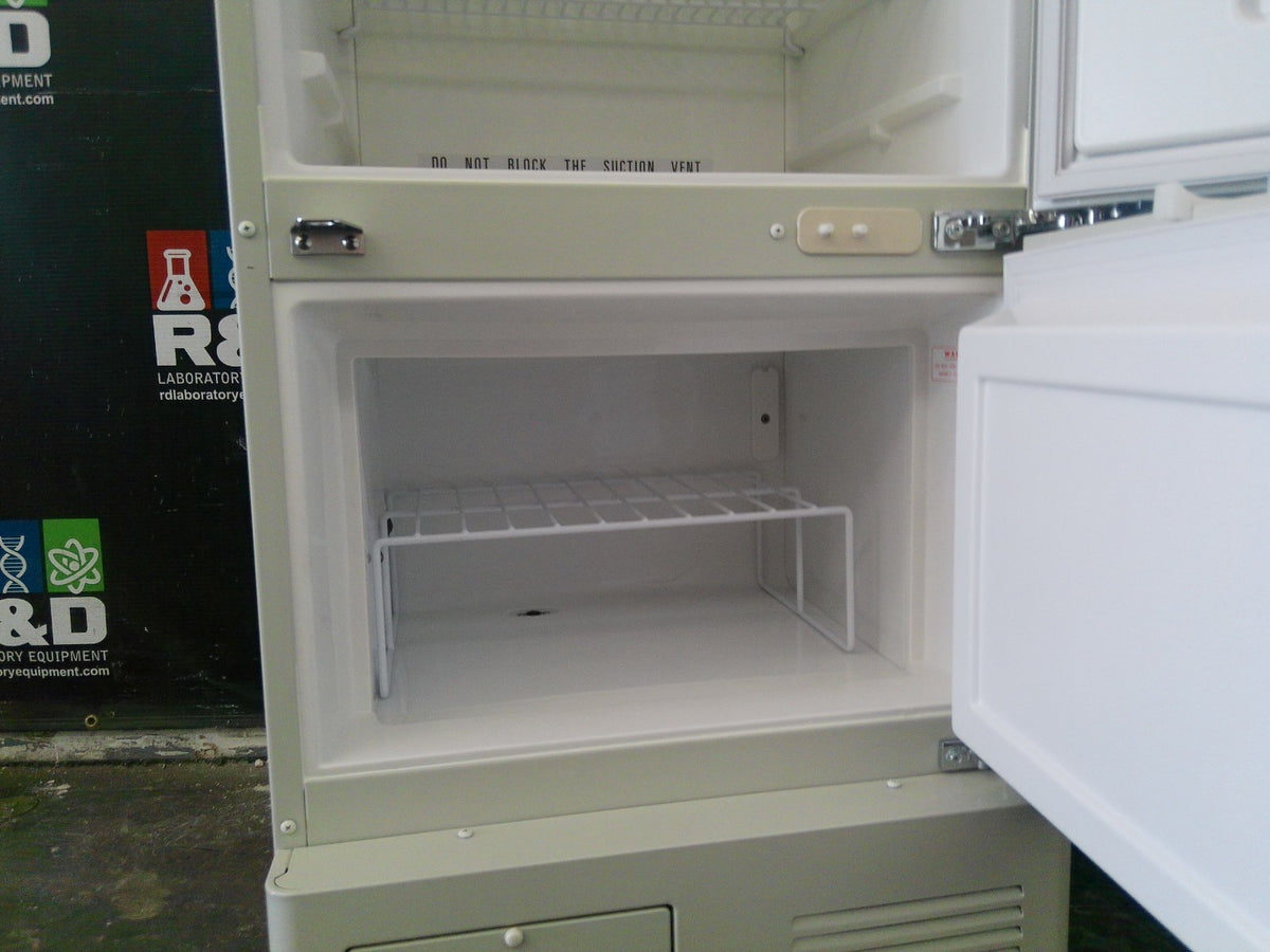 Panasonic MPR-215F Laboratory Refrigerator / Freezer Combo 7.6CF