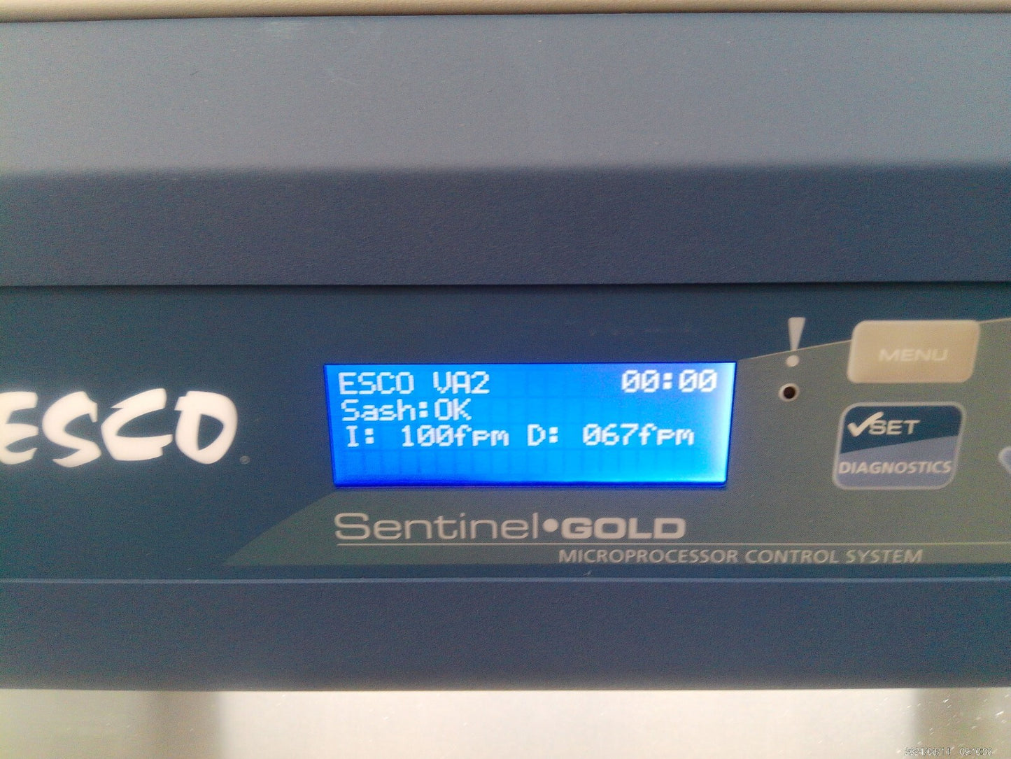 Esco 4ft VA2-4A9 Animal Handling Biosafety Cabinet w/Stand & UV (2022)