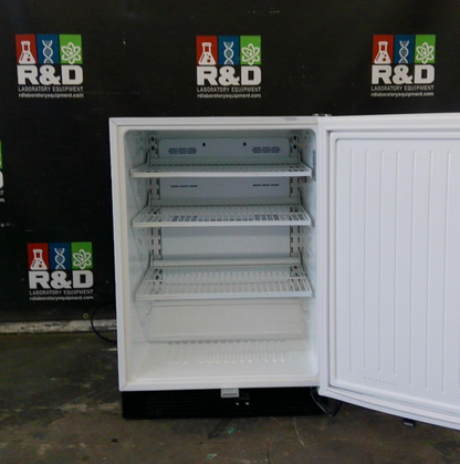 Panasonic SR-L6111W Undercounter 4C Laboratory Refrigerator (2017)