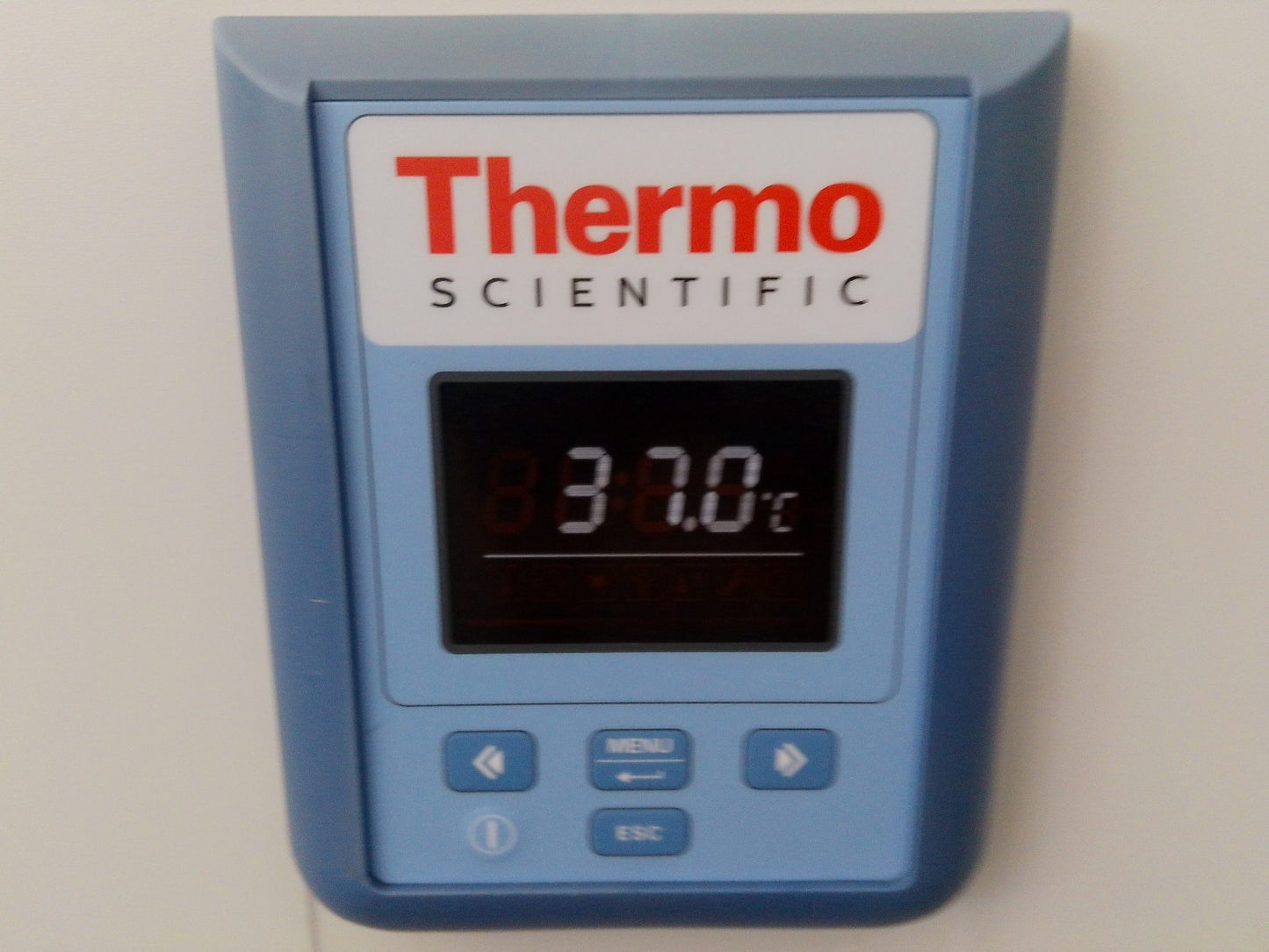 Thermo Scientific Heratherm IGS100 Microbiological Incubator