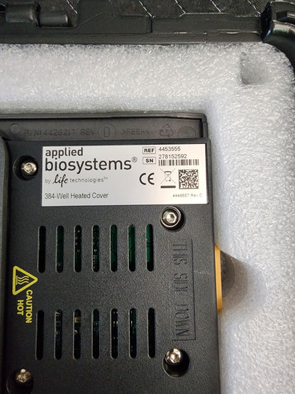 Applied Biosystems (4453555) 384 Well Heated Cover w/Array Card & Storage Case