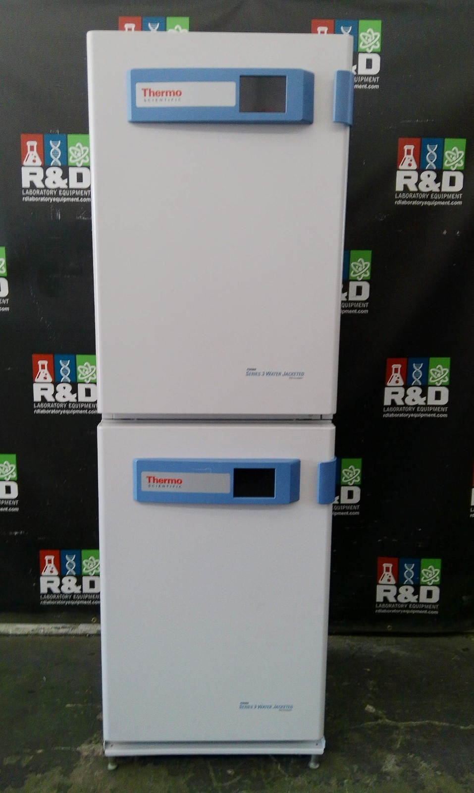 Thermo Scientific 4110 Series Double Stack Water Jacketed CO2 Incubators (2021)