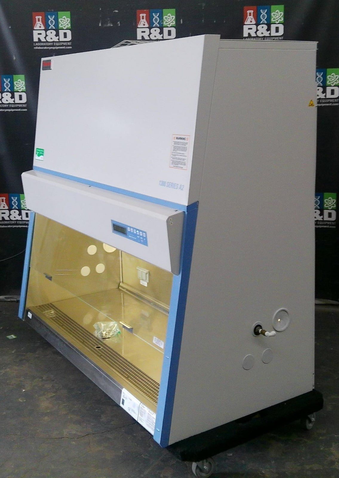 Thermo Scientific 5ft 1371 A2 Biosafety/Biological Safety Cabinet w/UV +Warranty