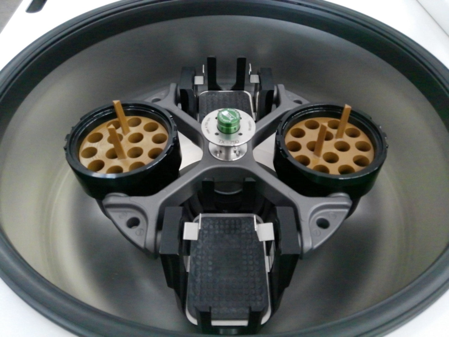 Thermo Sorvall XTR Refrigerated Benchtop Centrifuge w/ Rotor 120v FULLY TESTED