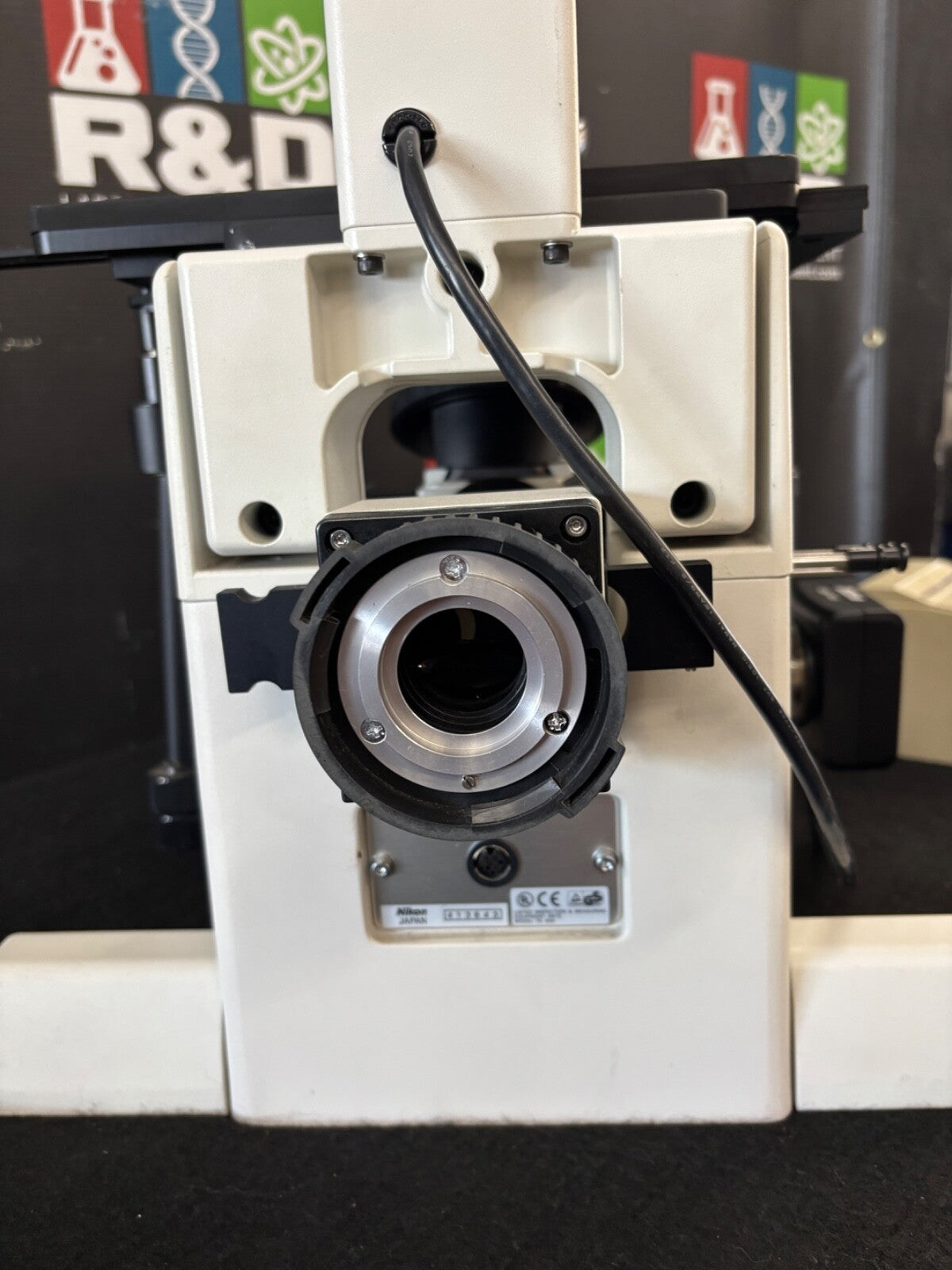 Nikon Eclipse TE300 Inverted Phase Contrast Fluorescence Microscope 4 Objectives