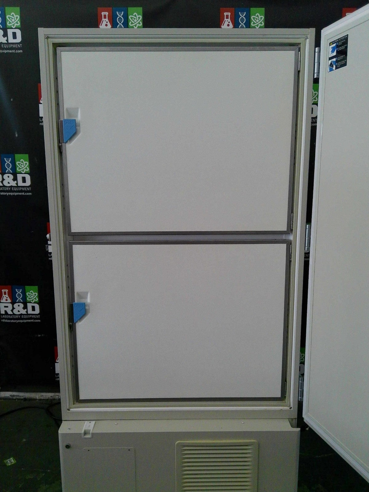 Panasonic VIP Series  MDF-U76VC-PA -86C Ultra Low Freezer 25.7Cf  220v