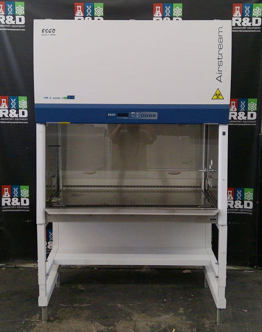 Esco 4ft AC2-4S9 (2022) A2 Biosafety Cabinet w/Stand & UV, FULLY TESTED