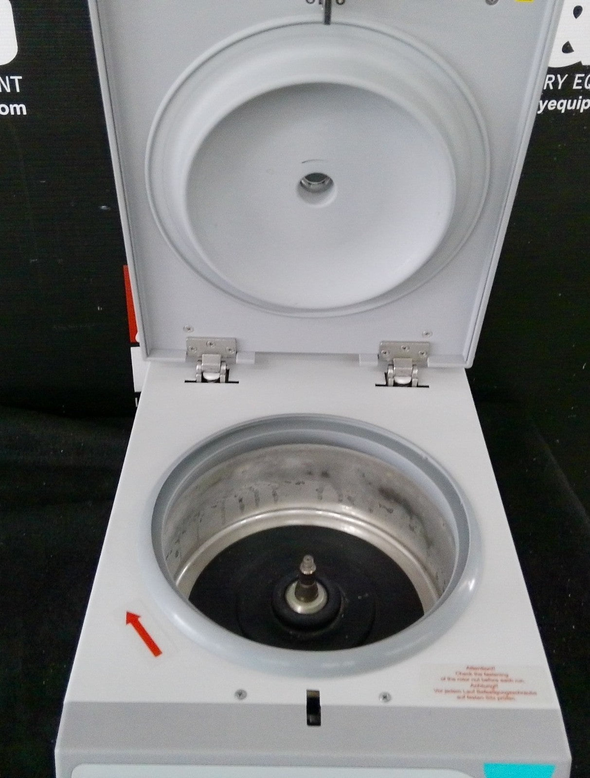 Hermle Labnet Z216 MK Refrigerated Centrifuge - No Rotor