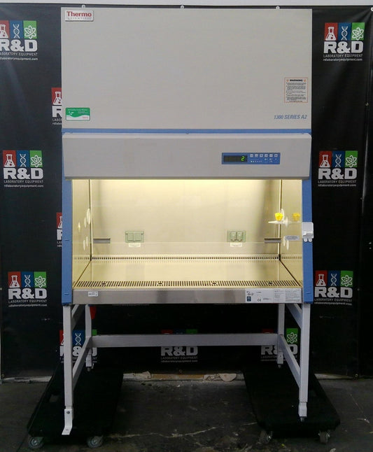 Thermo Scientific 4ft 1375  A2 Biosafety Cabinet w/UV & Stand (2019)FULLY TESTED