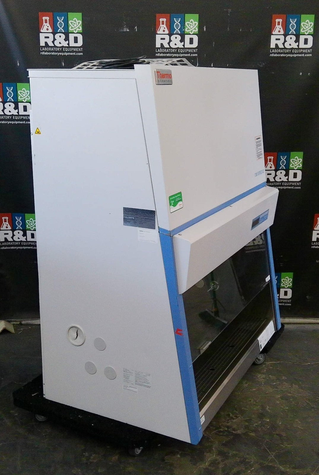 Thermo Scientific 4ft 1375 A2 Biosafety Cabinet w/UV & Stand (2020) FULLY TESTED