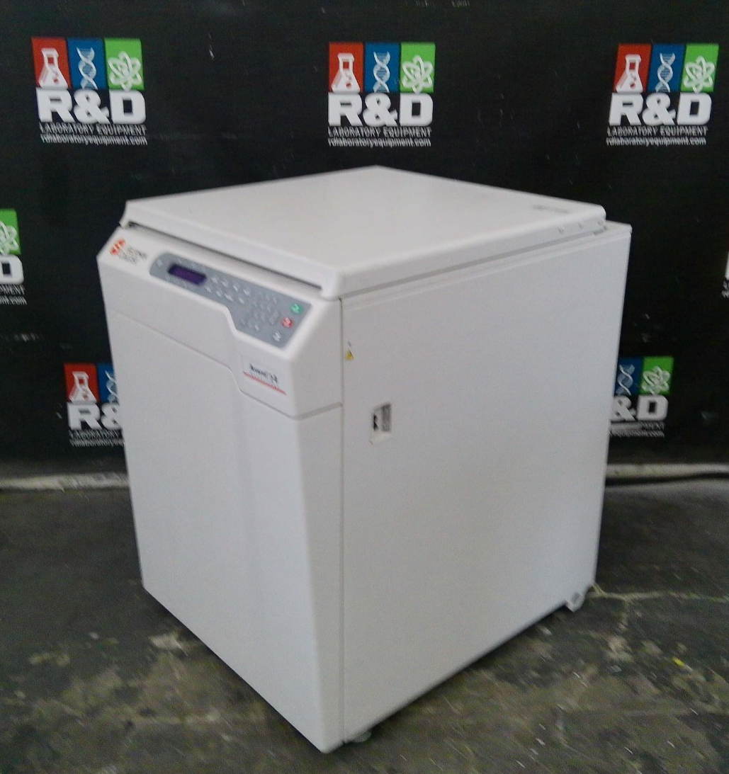 Beckman Avanti J-E Refrigerated Floor Centrifuge w/ JLA 10.500 Rotor 208v Tested