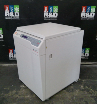 Beckman Avanti J-E Refrigerated Floor Centrifuge w/ JLA 10.500 Rotor 208v Tested