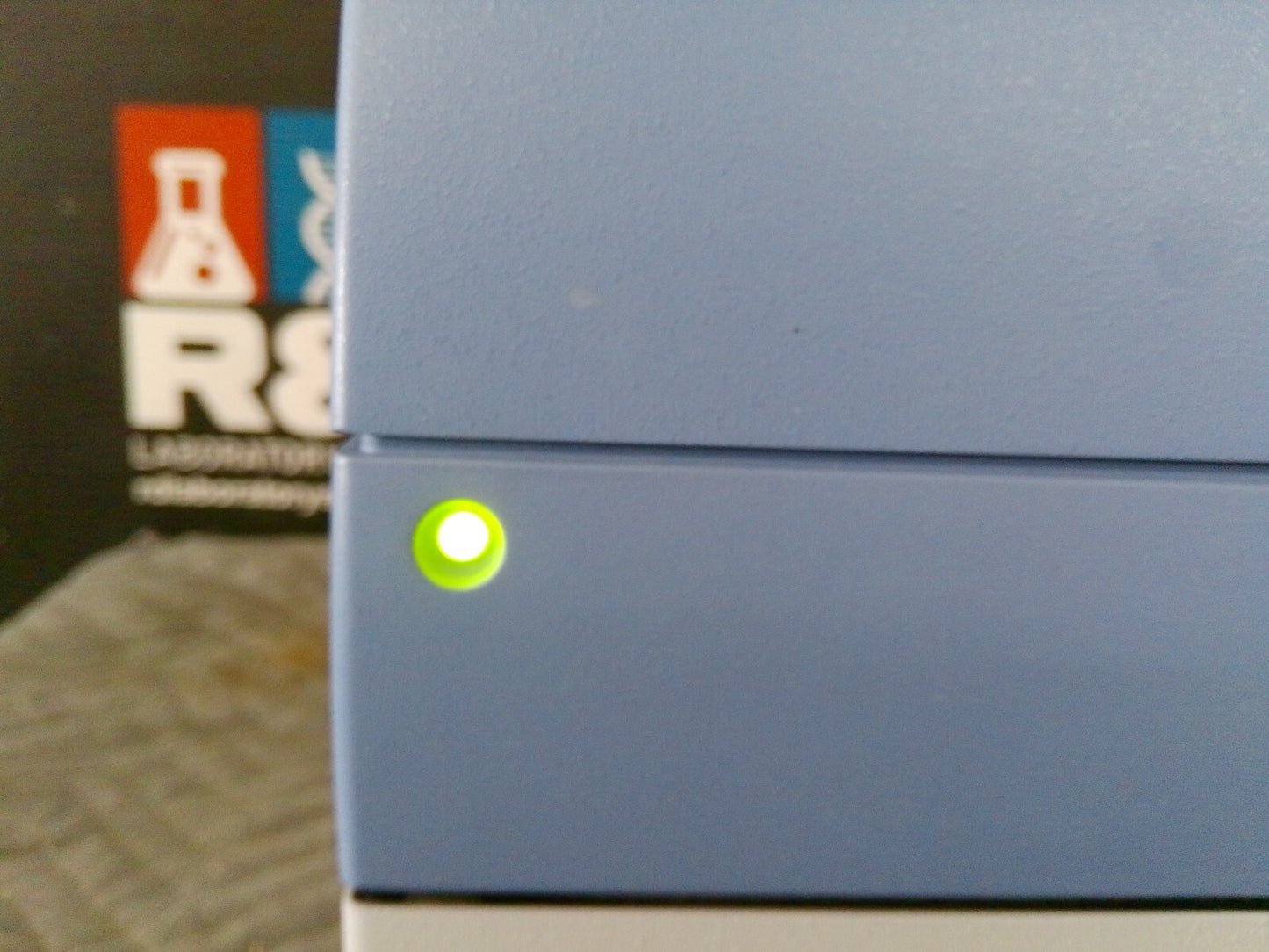 Thermo Scientific 5210581 Fluoroskan Ascent Type 374 Microplate Reader