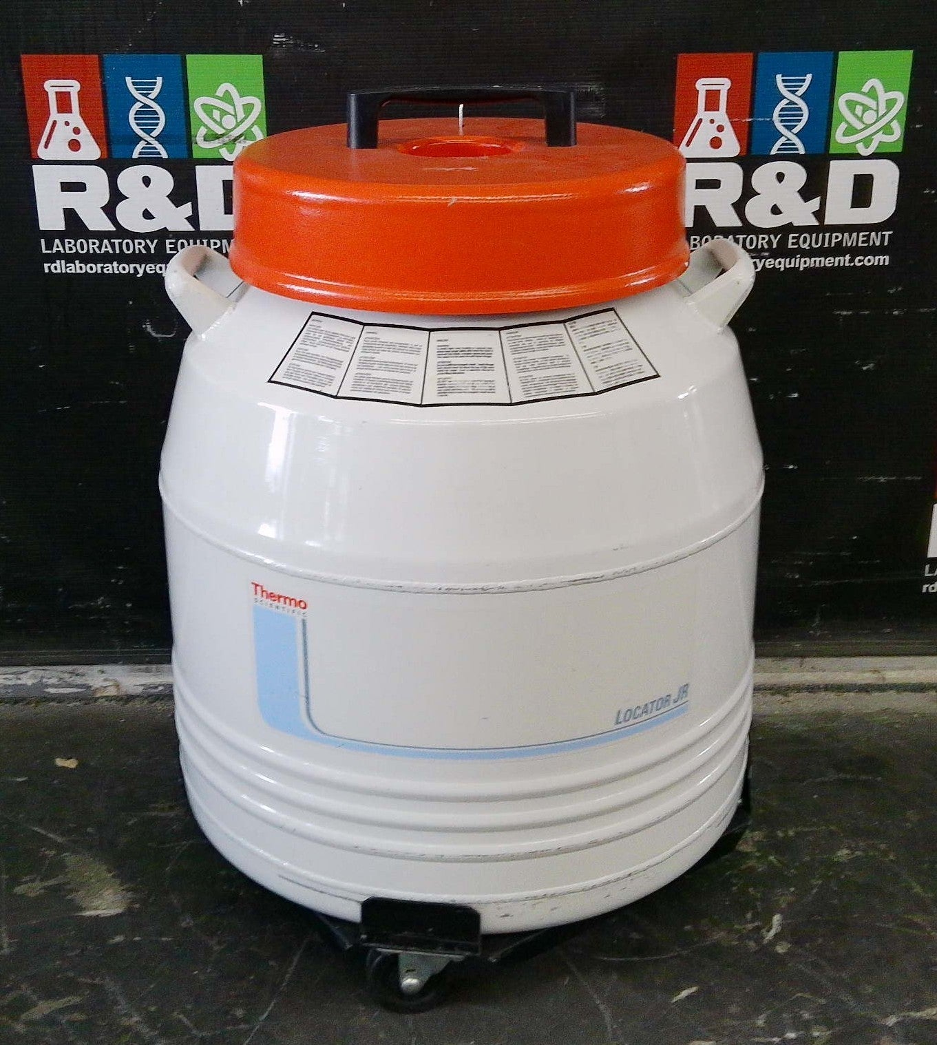 Thermo Scientific Locator JR Cryo Nitrogen LN2 Biological Storage System w/Racks