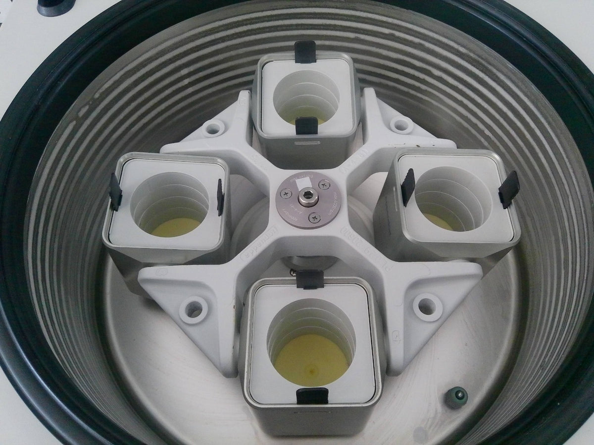 Eppendorf 5810R Refrigerated Centrifuge w/Rotor (A-4-81) & Buckets