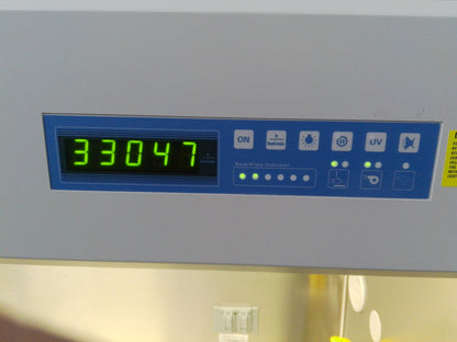 Thermo Scientific 6ft 1377 A2 Biosafety/Biological Safety Cabinet w/UV +Warranty