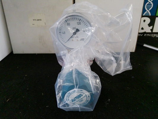 Airgas Y11-241D Gas Regulator Max Inlet 1200PSI, Guage 0-200PSI (Lot of 4)