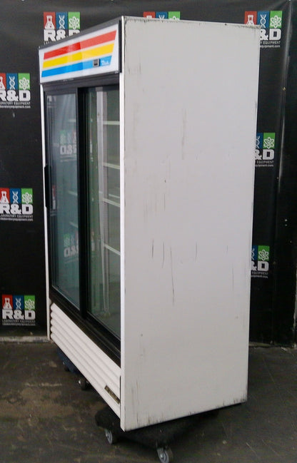 True GDM-45, Glass Sliding Door Deli Refrigerator 45Cf, 120v, FULLY TESTED