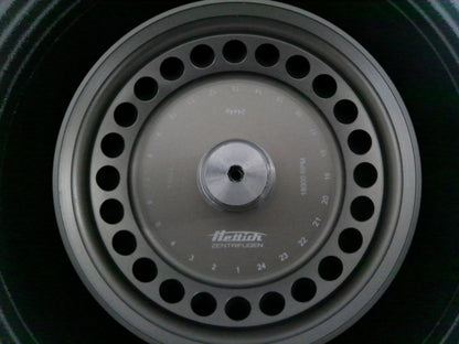 Hettich Mikro 220R 2205-01 Refrigerated Micro Centrifuge w/ 24x4g Rotor 1195-L (2010)