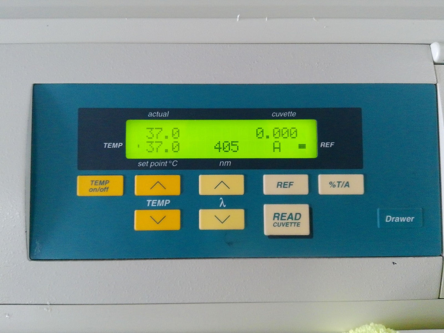 Molecular Devices Spectra Max PLUS 384 Microplate Spectrophotometer