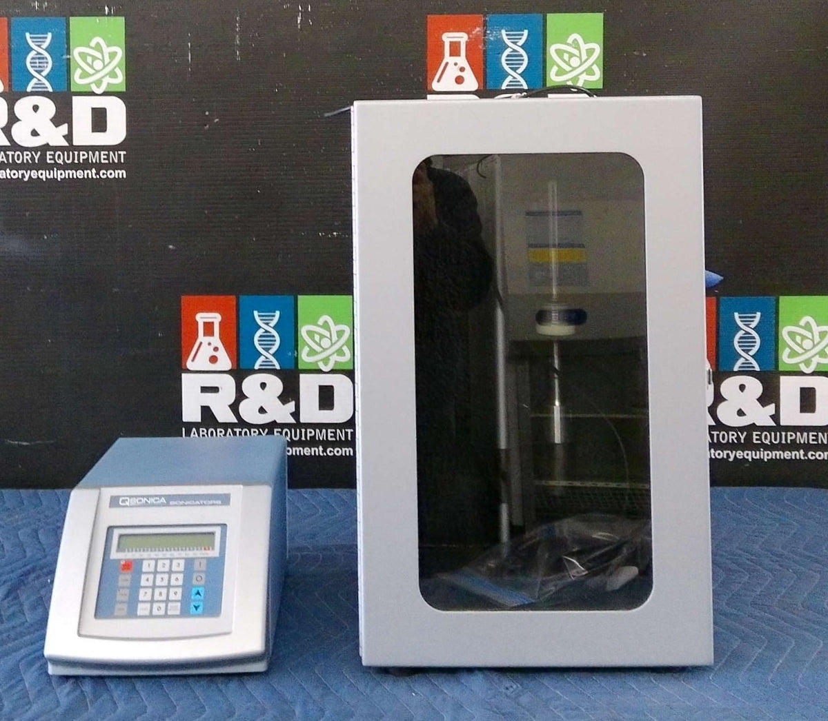 Qsonica Q125 Sonicator Homogenizer w/ Sound Enclosure