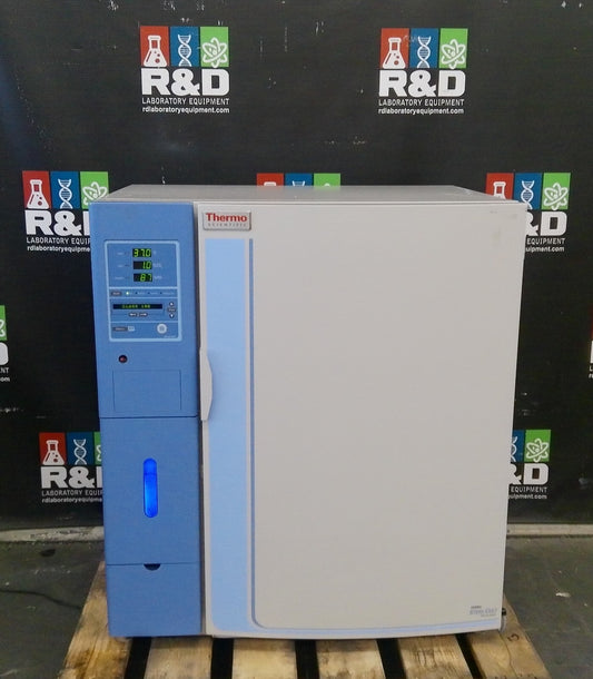 Thermo Scientific CO2 Incubator 3307 Steri-Cult 8.2Cf 120v