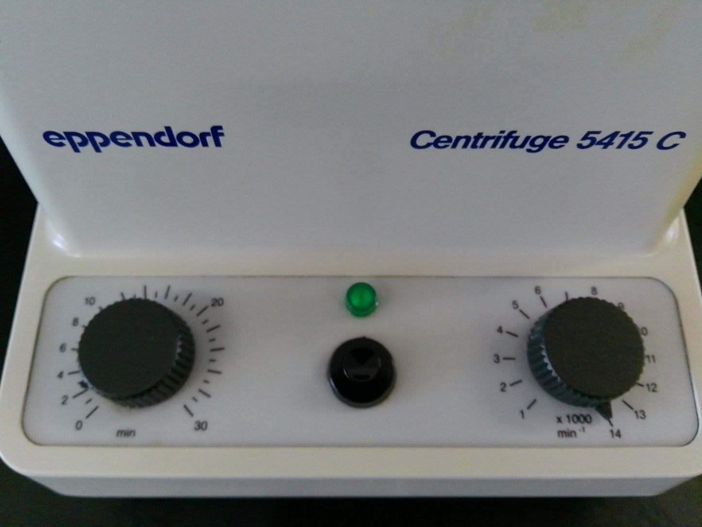 Eppendorf 5415C Benchtop Centrifuge Microcentrifuge w/F-45-18-11 Rotor