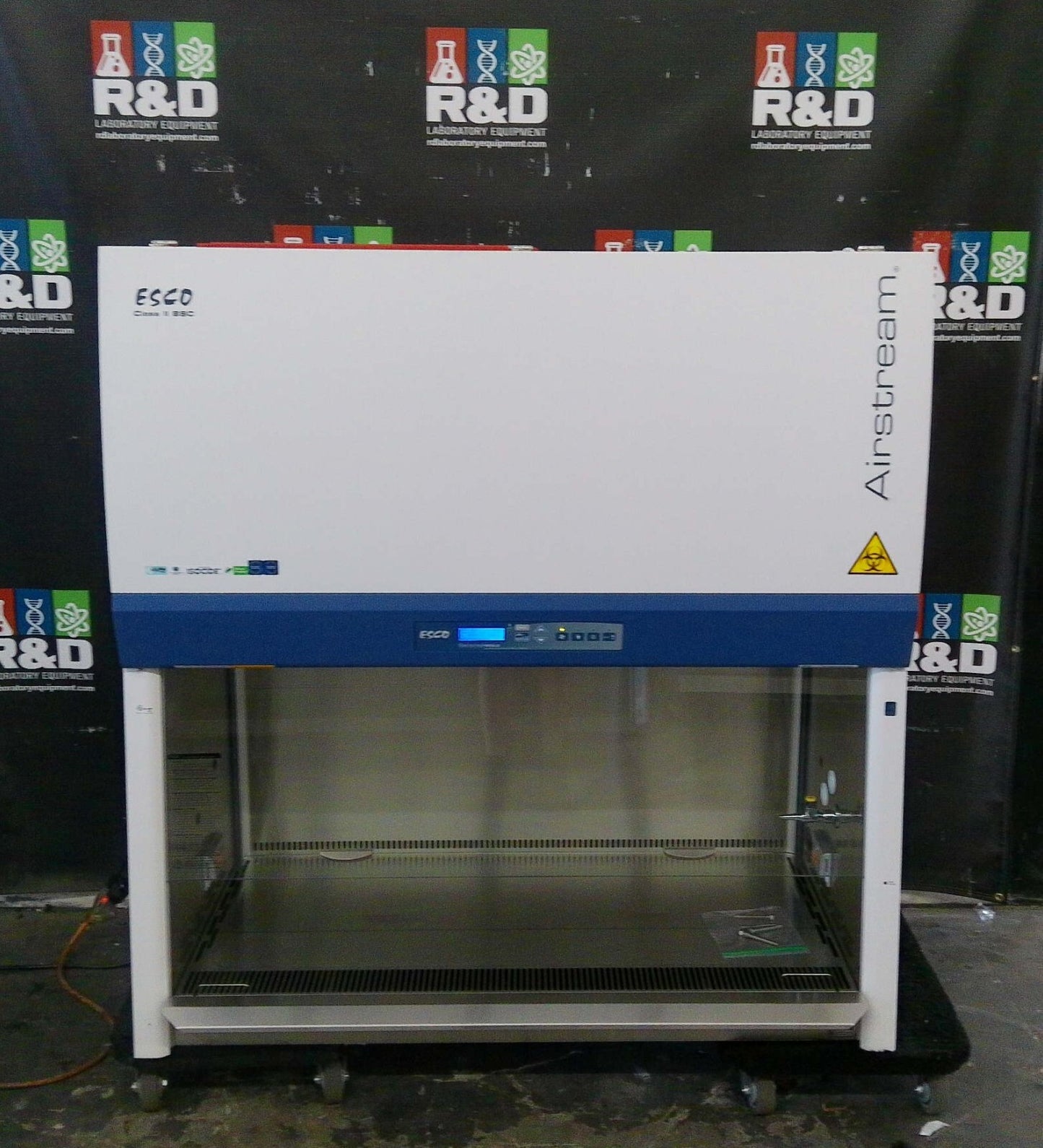 Esco 4ft AC2-4S9  (2021) A2 Biosafety Cabinet w/Stand & UV, FULLY TESTED