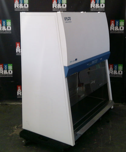 Esco 4ft VA2-4A9 Animal Handling Biosafety Cabinet w/Stand & UV (2022)