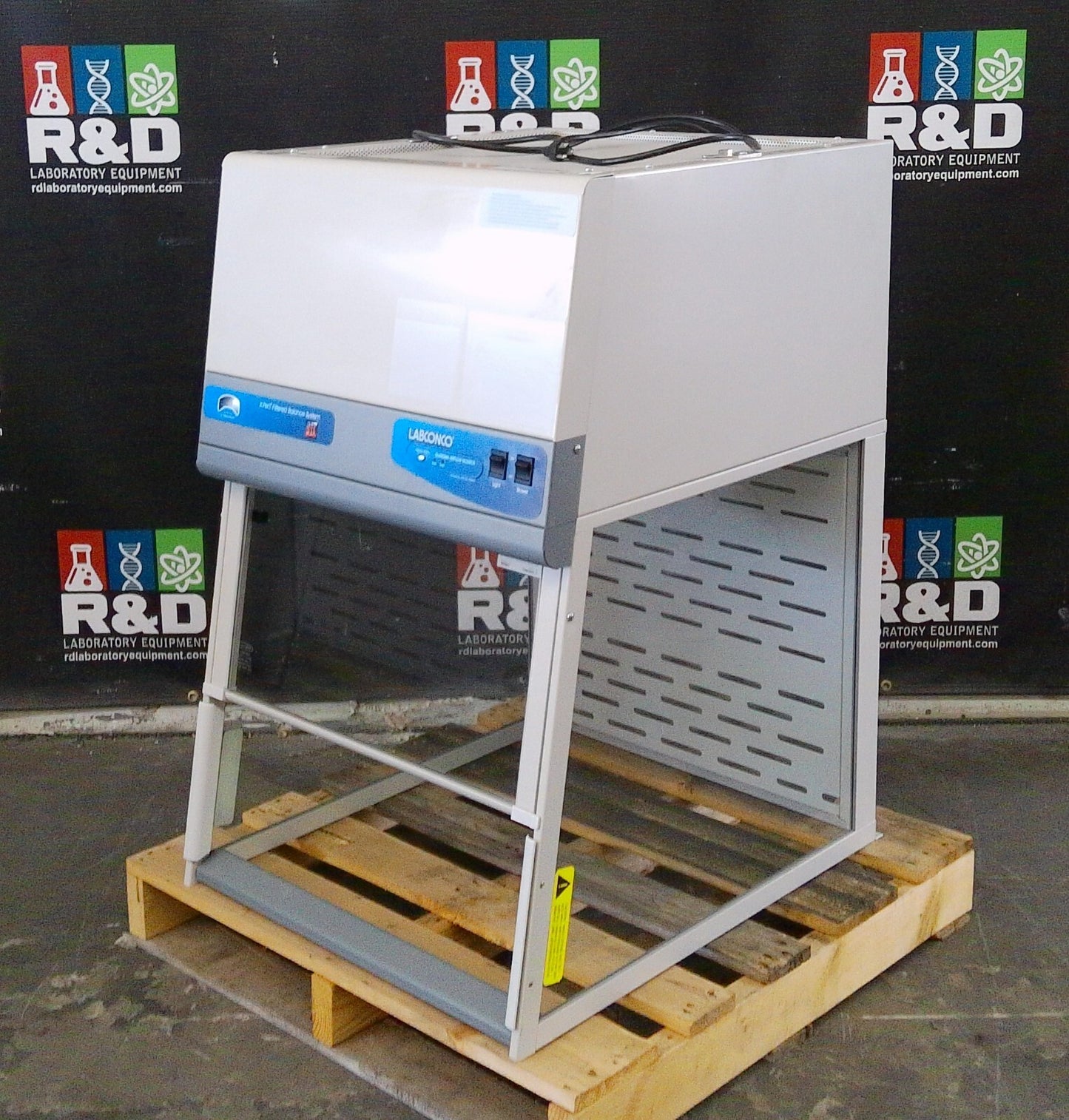 Labconco 3950201 2ft XPert HEPA Filtered Class 1 Balance Vented Enclosure