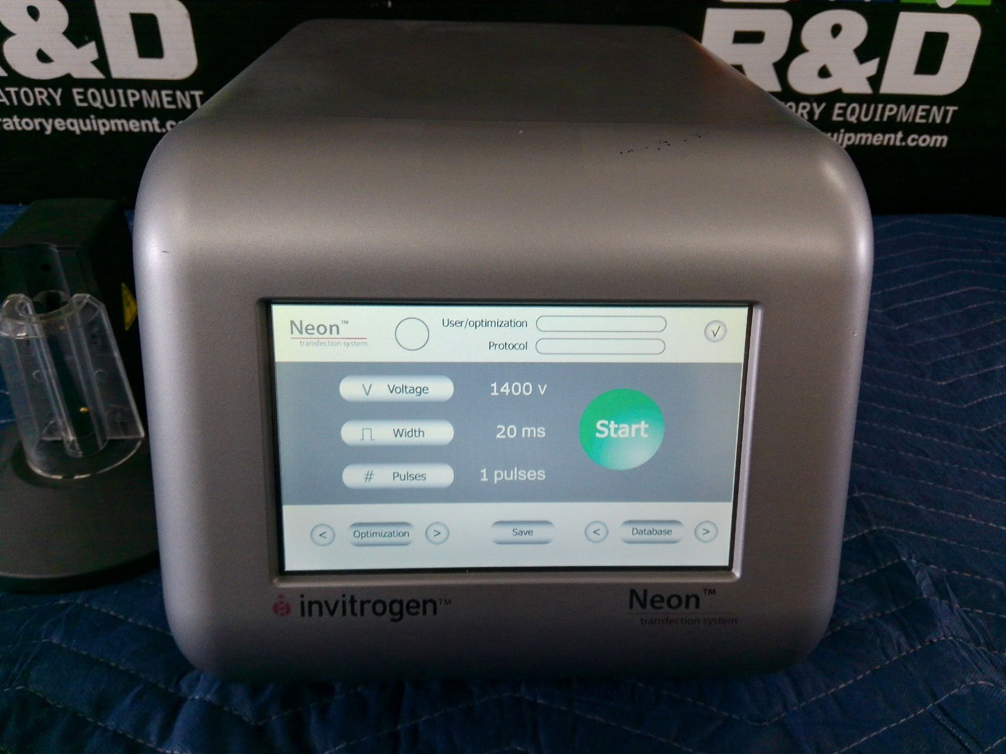 Invitrogen Neon Transfection System MPK5000 w/ Pipette Station