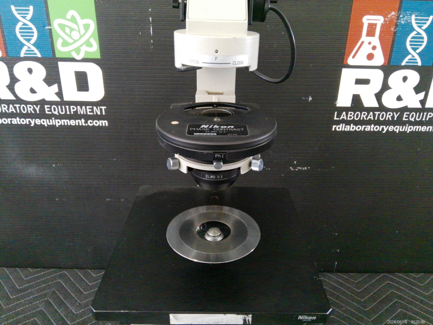 Nikon Diaphot Inverted Phase Contrast Microscope With 3 Objectives