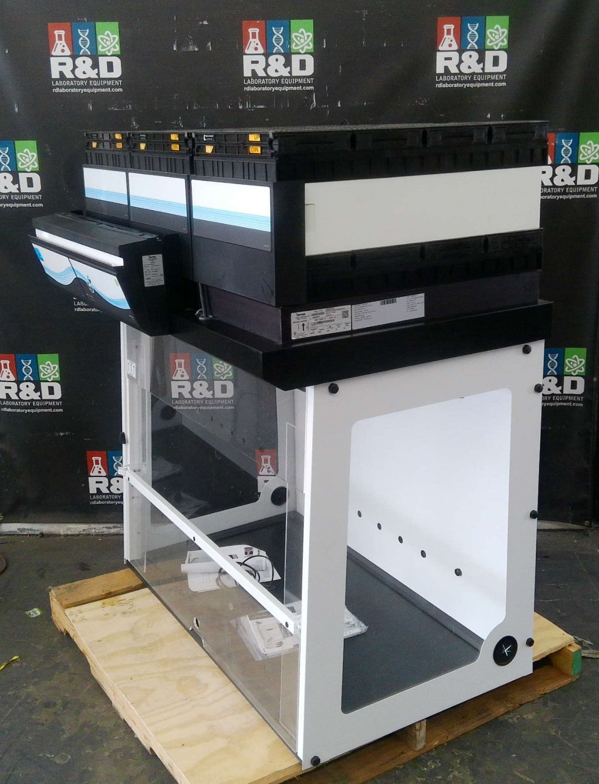 Erlab Captair 483 Smart Laminar Ductless Flow Hood w/ 6 Charcoal Filters (2023)